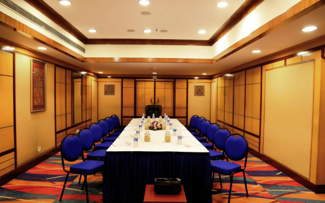 Gokulam Park Hotel & Convention Centre
