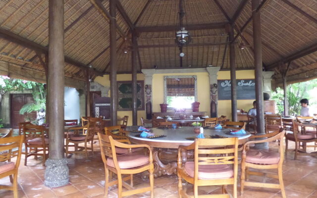 Taman Selini Wahana Beach Bungalows