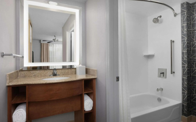 Homewood Suites by Hilton Raleigh-Durham AP/Research Triangle