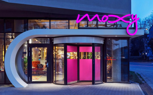 Hotel Moxy Duesseldorf South