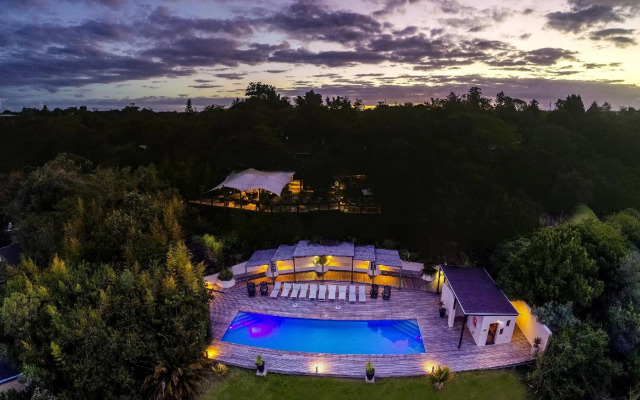 Hog Hollow Country Lodge