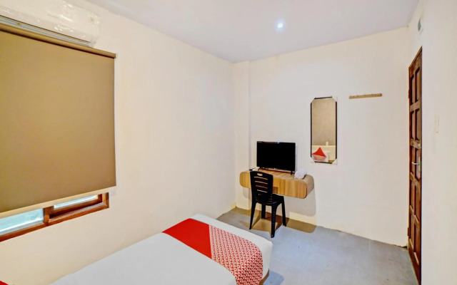 Super OYO 90559 Gamacity Residence