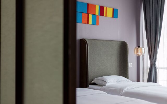 Life All Suites Hotel (Suzhou International Expo Center)