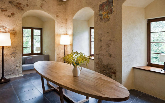 Uroczysko Siedmiu Stawów Luxury Hotel