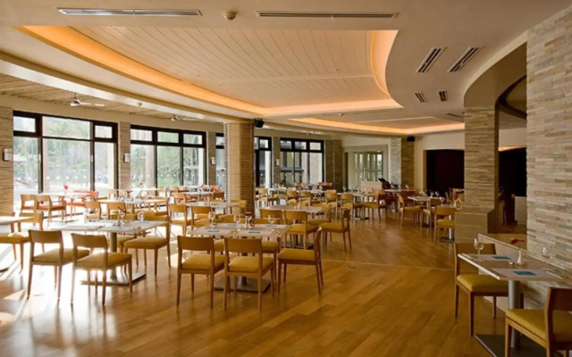 Miranda 514B by Raquel's Place at Pico de Loro