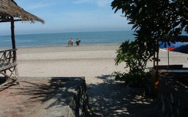 SM Beach Side Place