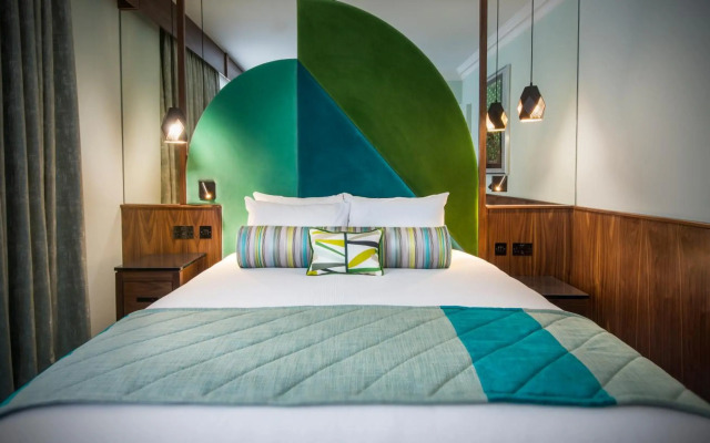 Arthaus Hotel