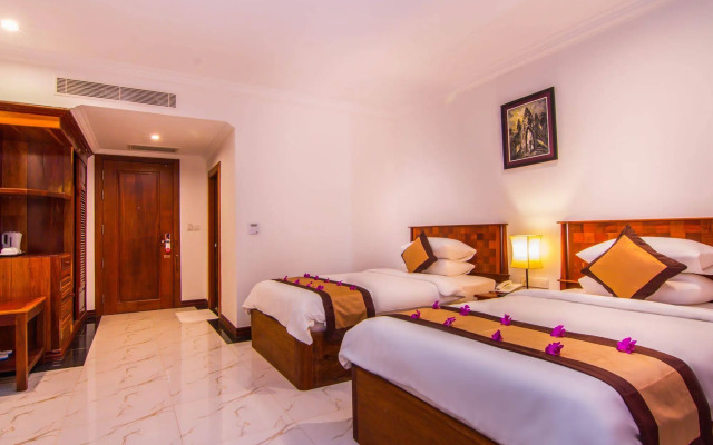 Glorious Hotel & Spa
