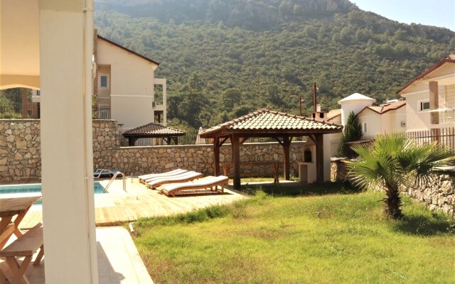 Villa Azelya 3 by Villamnet