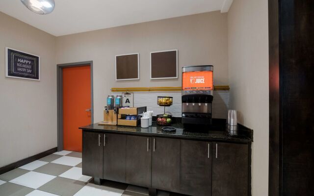 Hampton Inn Marshall