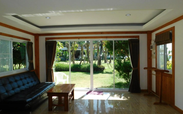 Z-Touch Lipe Island Resort