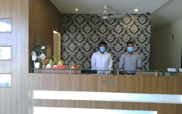 Hotel Pearl Residency