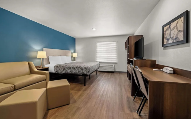 Woodspring Suites Loves Park Rockford