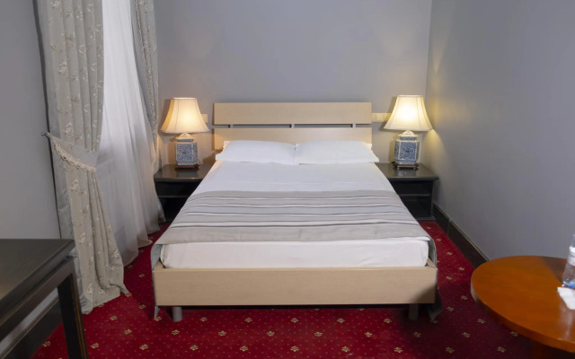 Plaza Hotel