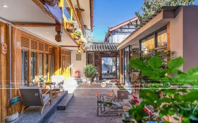 Sunrise_Zhaohui Senshi Secret Garden Courtyard