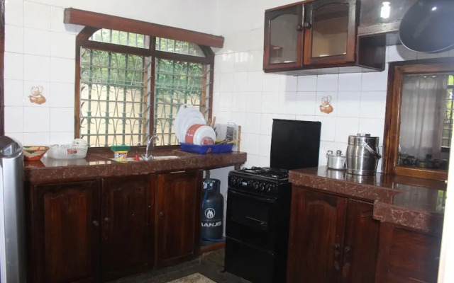 Pili Pili House Arusha - Hostel