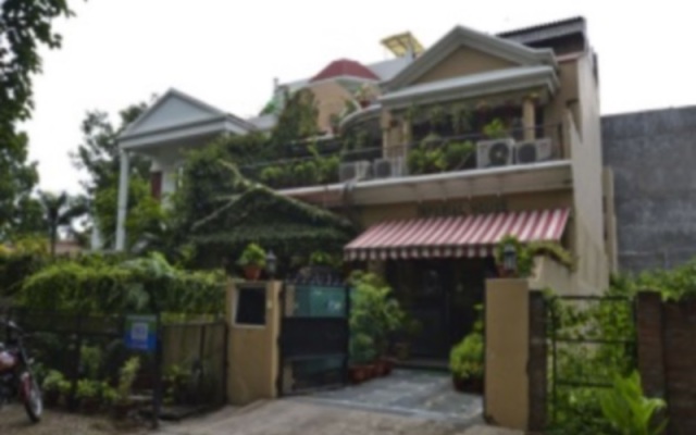 Hotel Imperial House