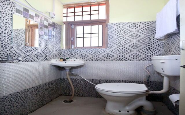 OYO 9038 Hotel Comfort