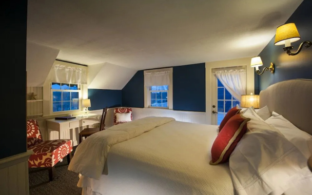 York Harbor Inn