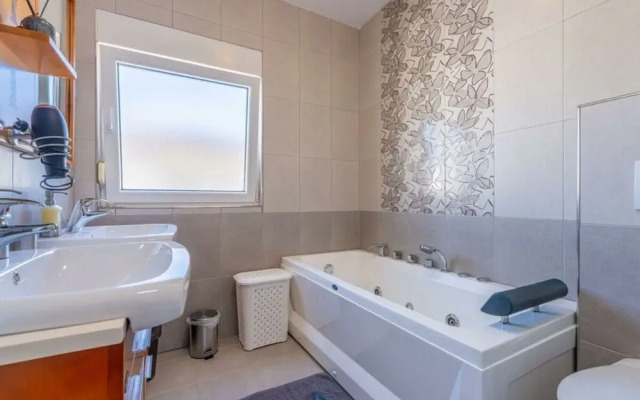 Gusto Comfortable Holiday Residence