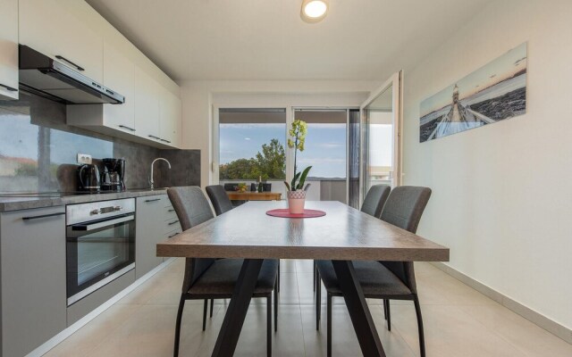 Nice Apartment in Bibinje With Wifi and 1 Bedrooms
