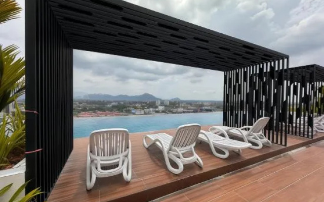 Ipoh Town Horizon Skypool Suites 4-11pax by IWH Suites