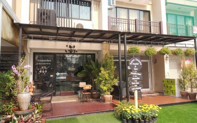 Bann Tawan Hostel Chiang Rai