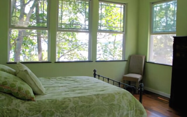 Edgewater Estate - Five Bedroom Home