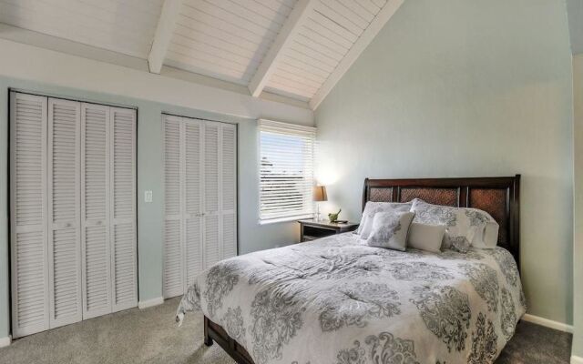 Colonial Avenue Home