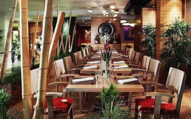 Renaissance Zurich Hotel