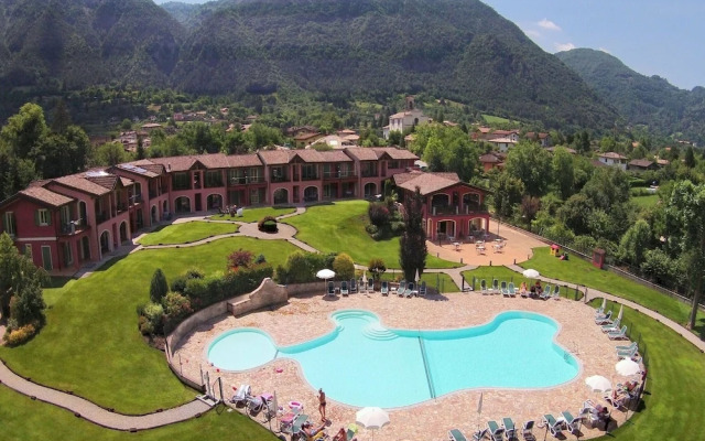 Beautiful Apartment in Idro With Pool