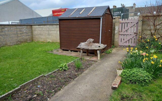 Inviting, Light and Airy 3-bed Apartment in Wick