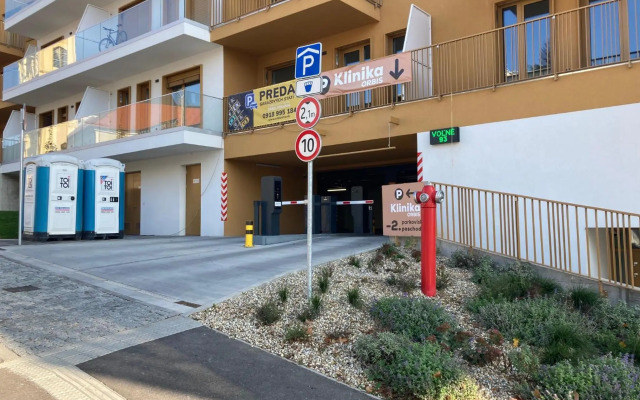 Štýlový apartmán v centre Nitry, parkovanie v cene