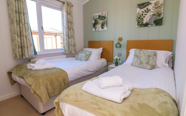 Daffodil Lodge