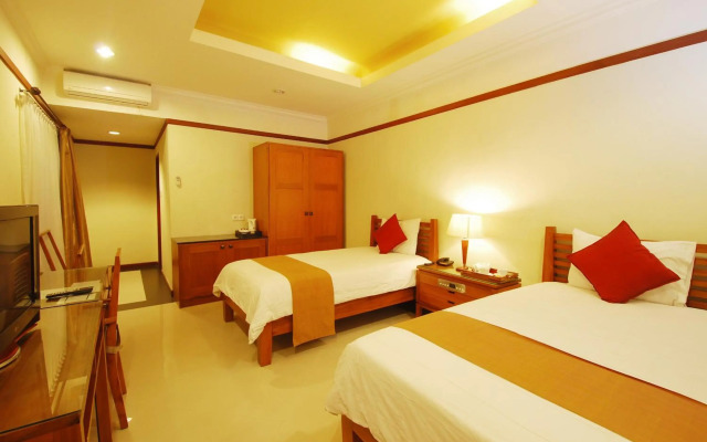 Yulia Beach Inn Kuta