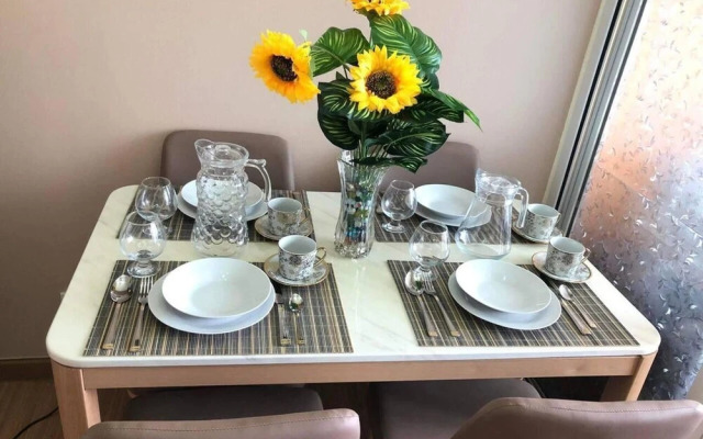 Cozy 1BR Cityview With Balcony and Near Airport