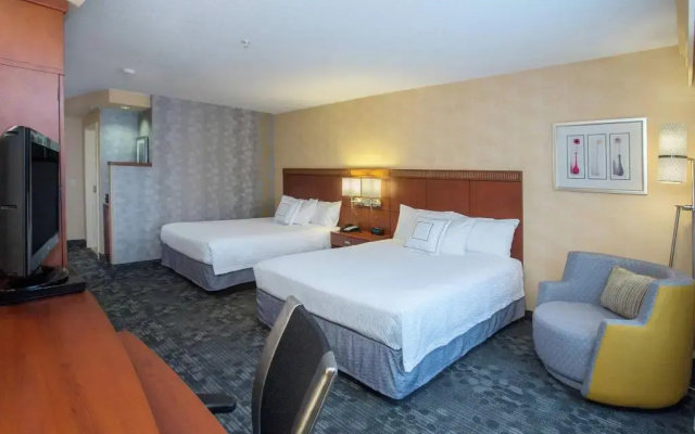 Courtyard Boston Raynham
