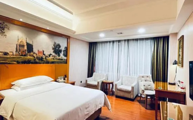 Vienna Hotel ( Ganzhou High-speed Railway West Station Jinling Road Store) – Guest Rooms – Ganzhou
