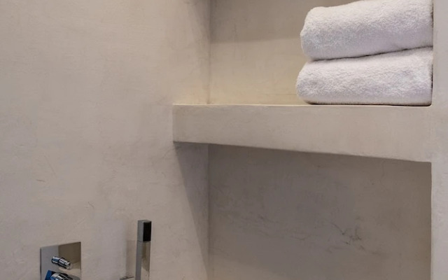 Pasithea Luxury Suites