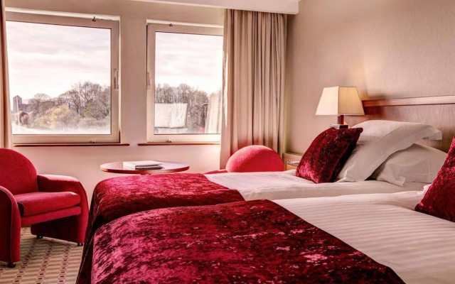 Stormont Hotel