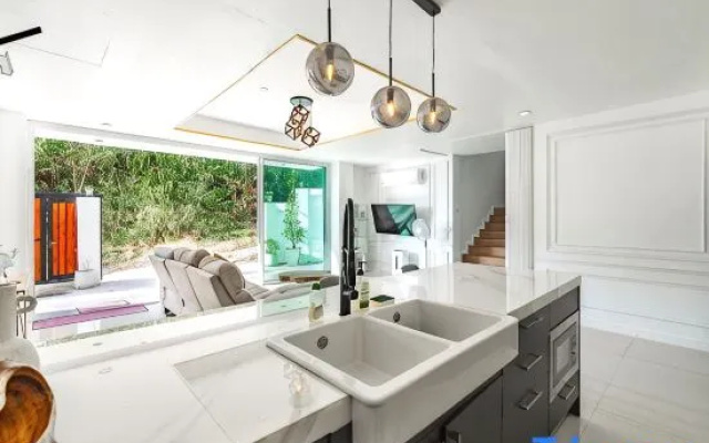 *Luxury Seaview Villa• Rooftop & Private Pool•V163