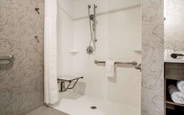 Homewood Suites by Hilton Salina Downtown