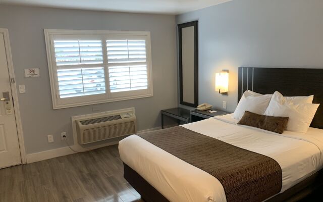 Pacific Inn