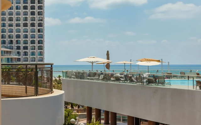 Dream Beach TLV Boutique Hotel