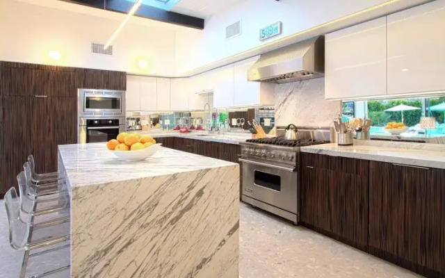 Mid-Century Luxury Estate