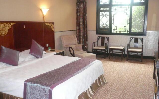 Tao Ran Ju New Contryside Golden Sunshine Eco-Hotel