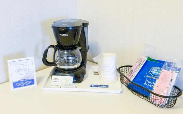 Travelodge by Wyndham Culver City