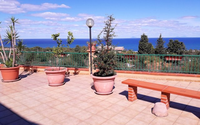 Apartment With one Bedroom in Finale di Pollina, With Wonderful sea Vi