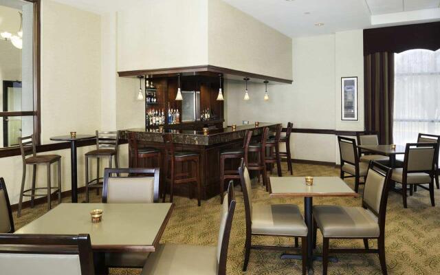 DoubleTree by Hilton Milwaukee - Brookfield