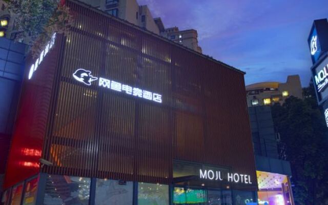 Netfish E-sports Hotel (Shanghai Putuo Changshou Road)